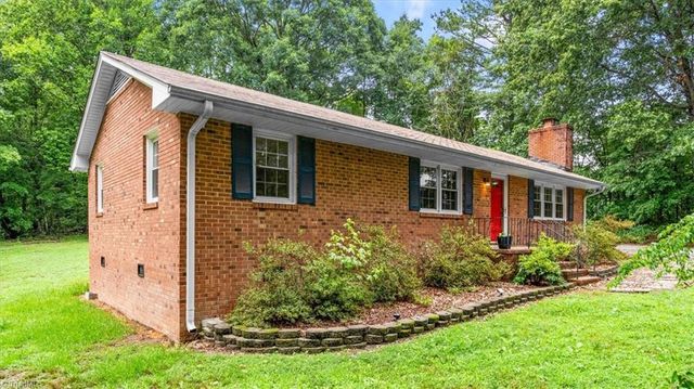 6630 Hunt Road, Pleasant Garden, NC 27313