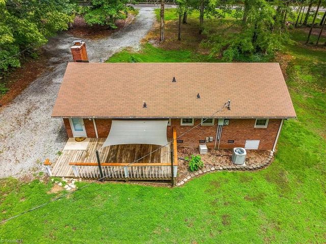 6630 Hunt Road, Pleasant Garden, NC 27313