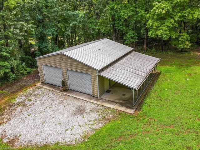 6630 Hunt Road, Pleasant Garden, NC 27313
