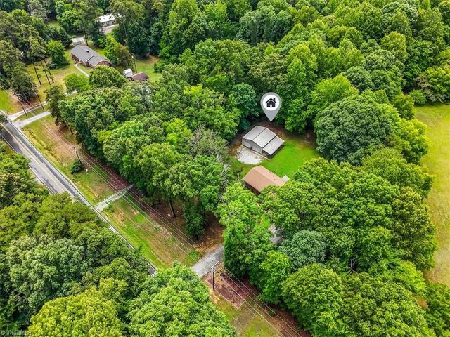 6630 Hunt Road, Pleasant Garden, NC 27313