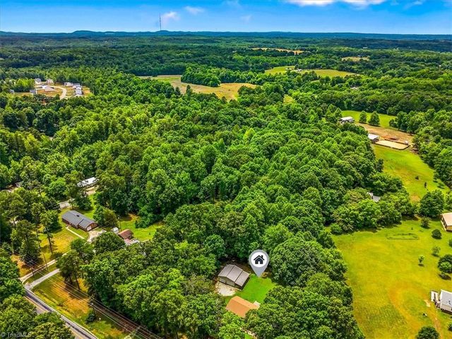 6630 Hunt Road, Pleasant Garden, NC 27313