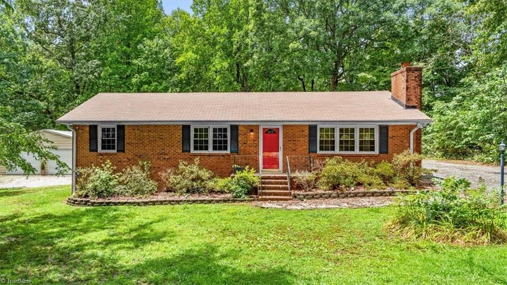 6630 Hunt Road, Pleasant Garden, NC 27313