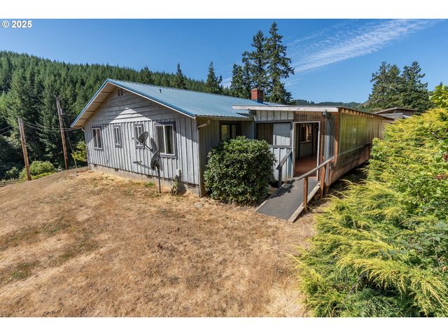 92433 Ward Creek Ln, Myrtle Point, OR 97458