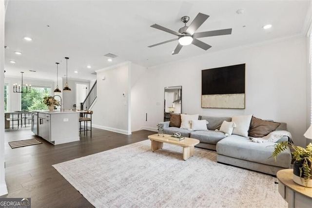 6579 Beacon Drive 327, Atlanta, GA 30328