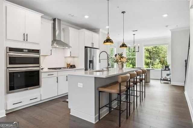 6579 Beacon Drive 327, Atlanta, GA 30328