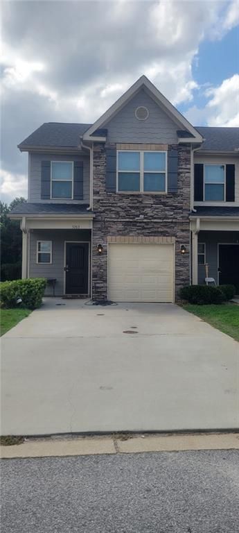 5263 Carrie Drive, Morrow, GA 30260