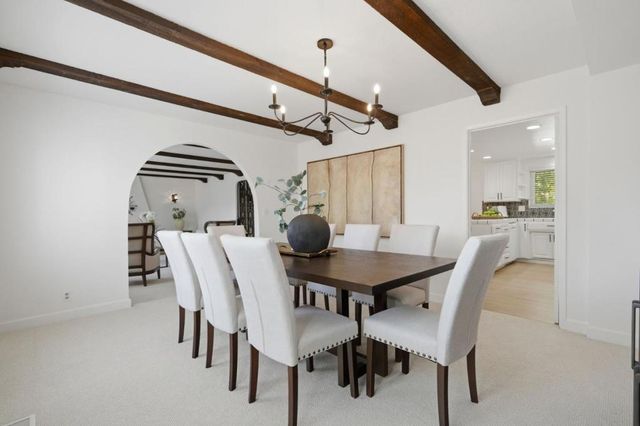 152 Vi­a De Tesoros, Los Gatos, CA 95032