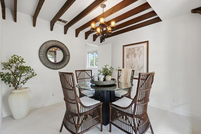 152 Vi­a De Tesoros, Los Gatos, CA 95032