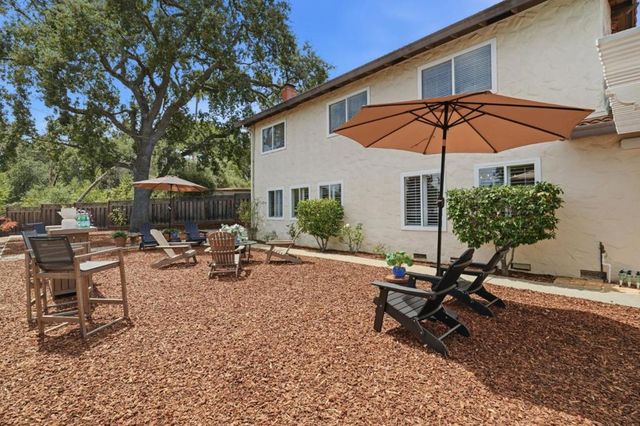 152 Vi­a De Tesoros, Los Gatos, CA 95032
