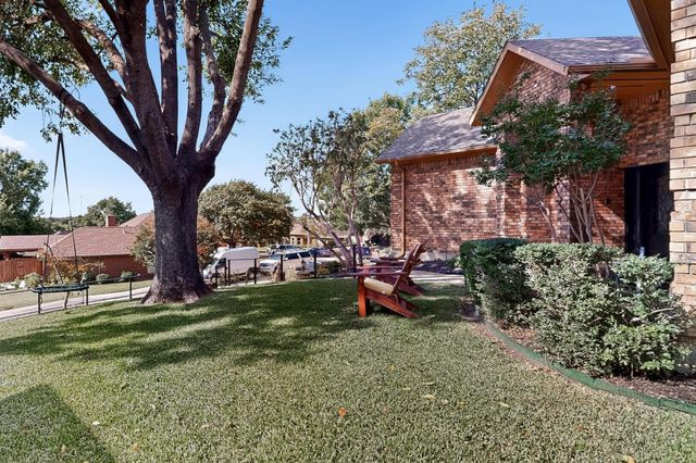 2806 Sausalito Drive, Carrollton, TX 75007