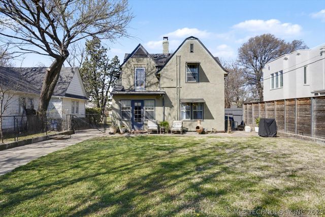 1123 S Owasso Avenue, Tulsa, OK 74120