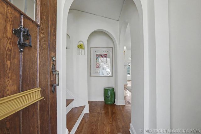 1123 S Owasso Avenue, Tulsa, OK 74120