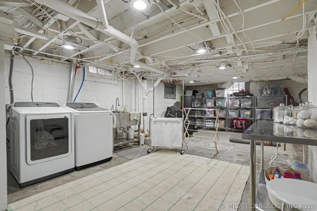 1123 S Owasso Avenue, Tulsa, OK 74120