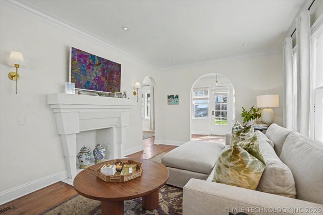 1123 S Owasso Avenue, Tulsa, OK 74120