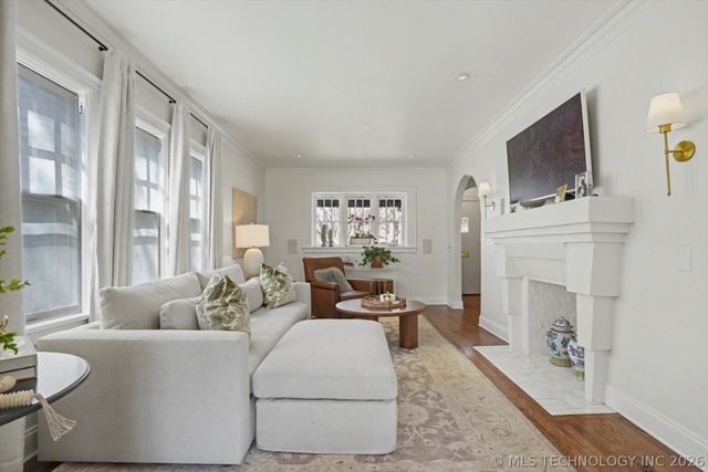 1123 S Owasso Avenue, Tulsa, OK 74120