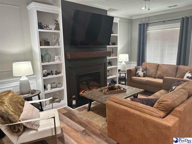405 2nd St, Darlington, SC 29532