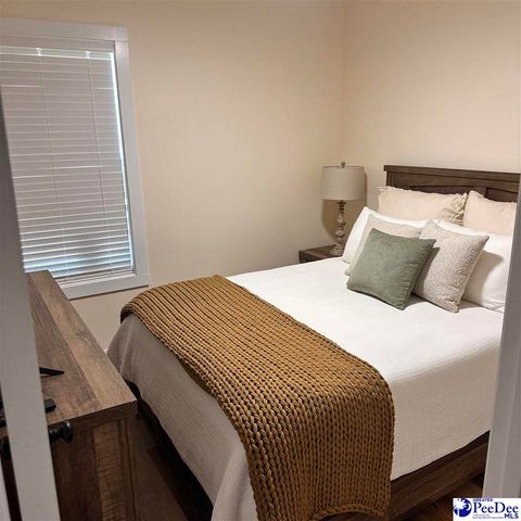 405 2nd St, Darlington, SC 29532