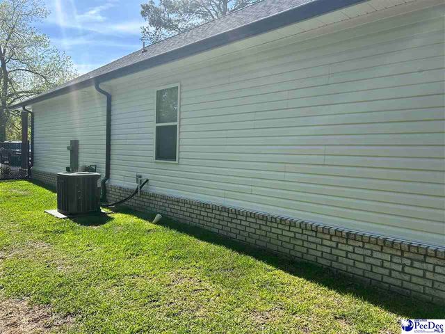 405 2nd St, Darlington, SC 29532