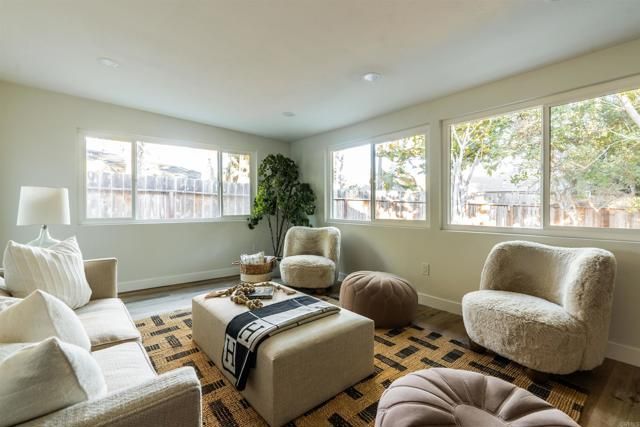 2275 Ivy Road, Oceanside, CA 92054