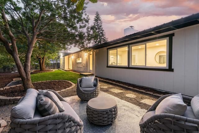 2275 Ivy Road, Oceanside, CA 92054