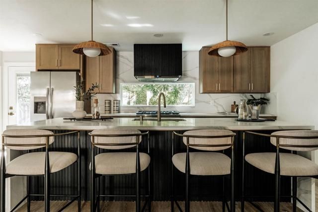 2275 Ivy Road, Oceanside, CA 92054