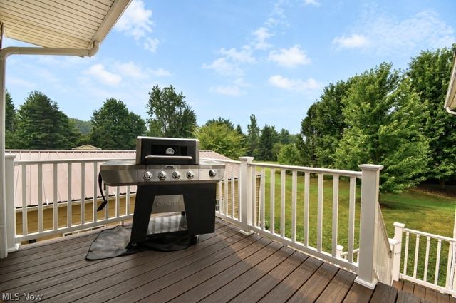 5566 River Road, Madison, OH 44057
