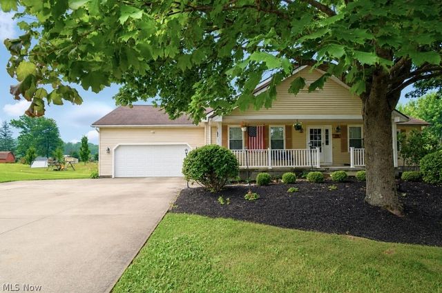 5566 River Road, Madison, OH 44057