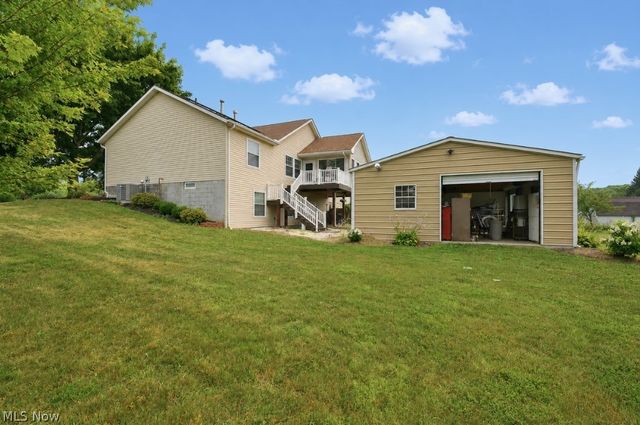 5566 River Road, Madison, OH 44057