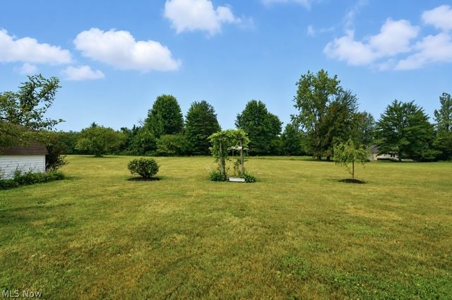 5566 River Road, Madison, OH 44057