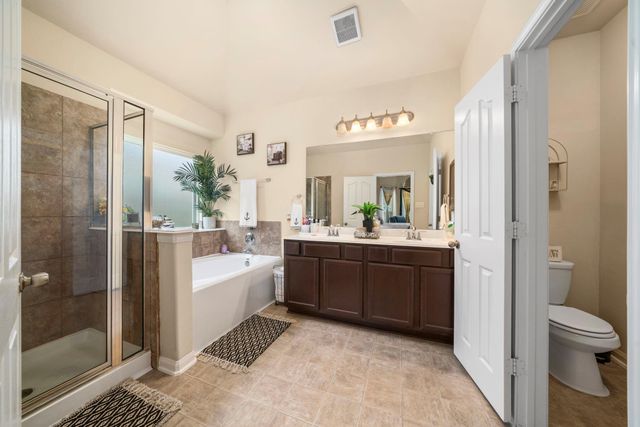 1024 Shadow Glenn Drive, Conroe, TX 77301