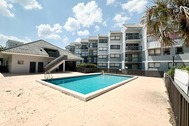 1900 N Congress Avenue 105, West Palm Beach, FL 33401