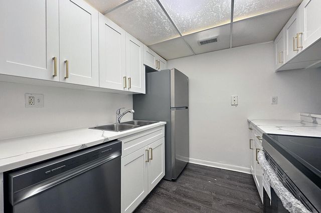 1900 N Congress Avenue 105, West Palm Beach, FL 33401