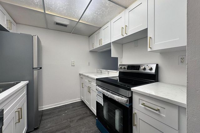1900 N Congress Avenue 105, West Palm Beach, FL 33401