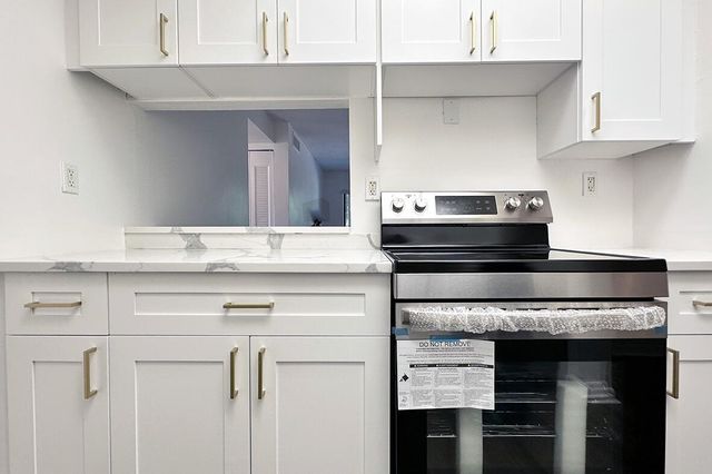 1900 N Congress Avenue 105, West Palm Beach, FL 33401