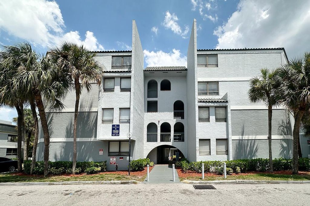 1900 N Congress Avenue 105, West Palm Beach, FL 33401