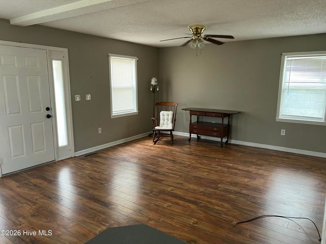 109 Ashley Lane, Beaufort, NC 28516