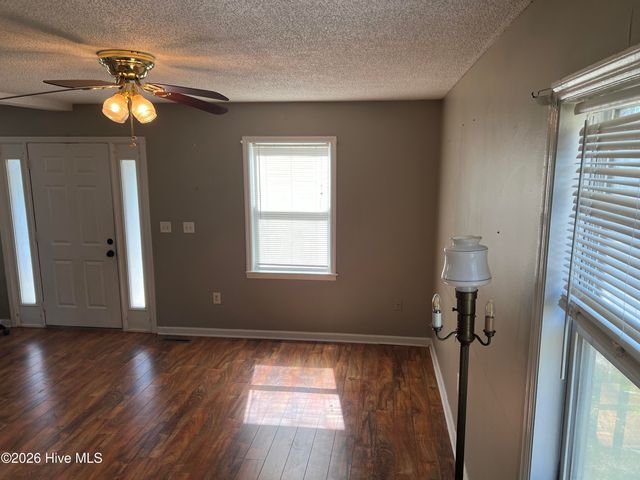 109 Ashley Lane, Beaufort, NC 28516