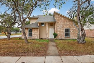 5302 Woodgate Dr, Corpus Christi, TX 78413