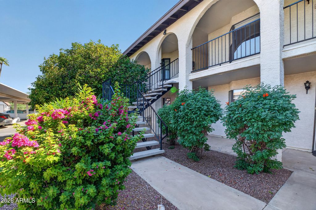 3270 S GOLDFIELD Road 121, Apache Junction, AZ 85119 — exterior