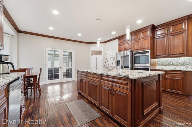 48280 Gladstone Road, Canton, MI 48188
