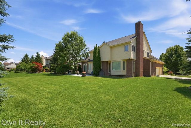 48280 Gladstone Road, Canton, MI 48188