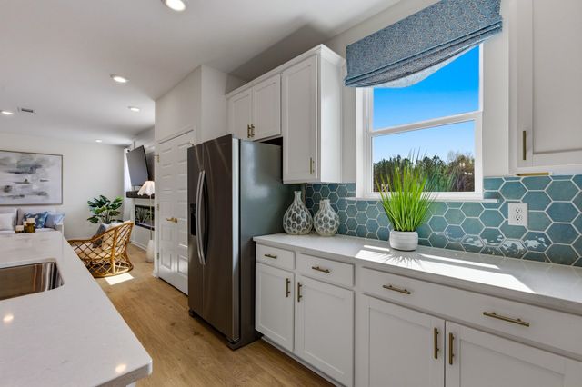 3052 Claredon St, Longs, SC 29568