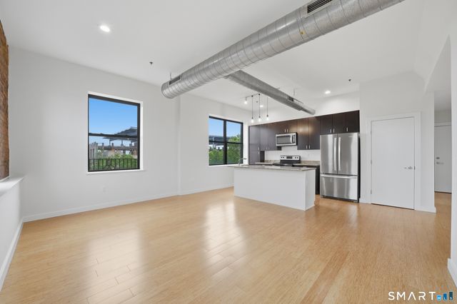 881 Lafayette Boulevard 5H, Bridgeport, CT 06604