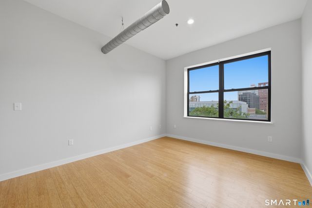 881 Lafayette Boulevard 5H, Bridgeport, CT 06604