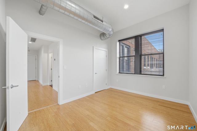 881 Lafayette Boulevard 5H, Bridgeport, CT 06604