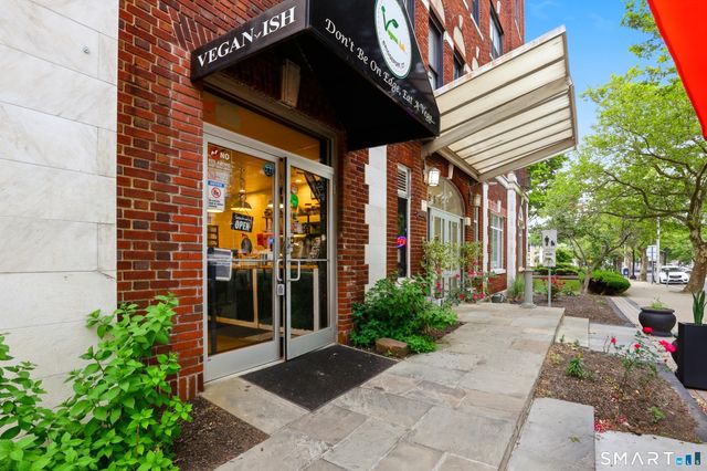 881 Lafayette Boulevard 5H, Bridgeport, CT 06604