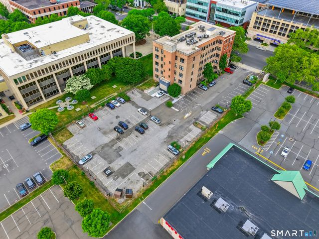 881 Lafayette Boulevard 5H, Bridgeport, CT 06604