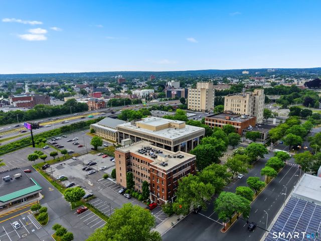 881 Lafayette Boulevard 5H, Bridgeport, CT 06604