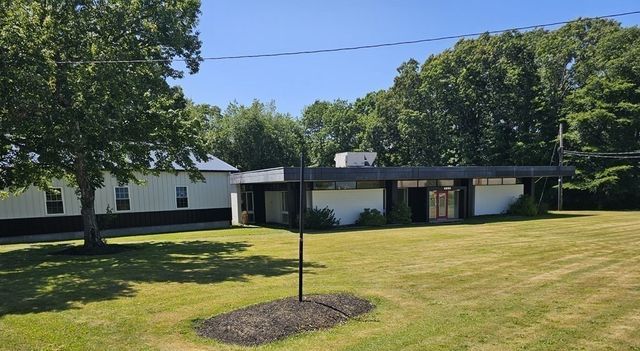 593 Airport Rd, Fall River, MA 02720