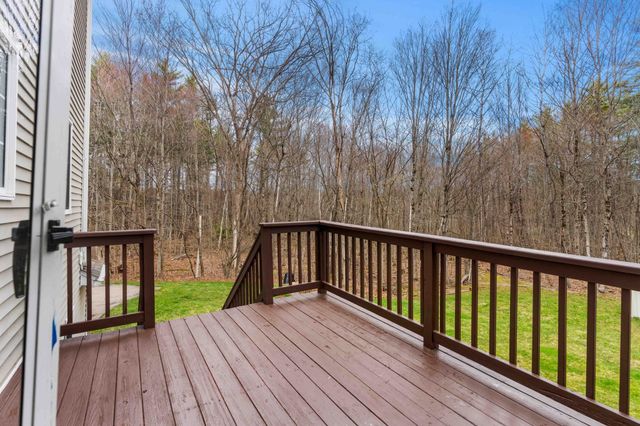 7 Lindon Drive, Brentwood, NH 03833